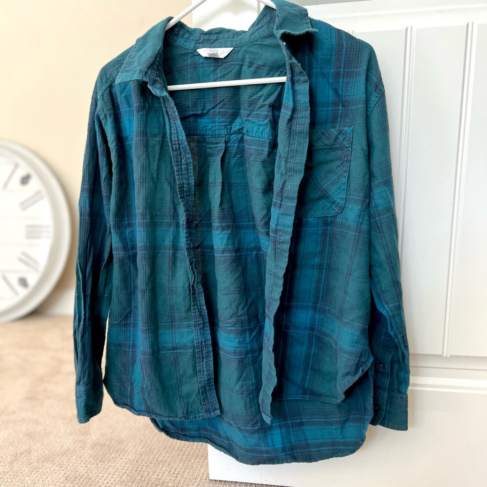 Kids Blue and green Oversized Plaid flannel button up shirt Sz M(8-10)